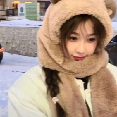 夜色中的她